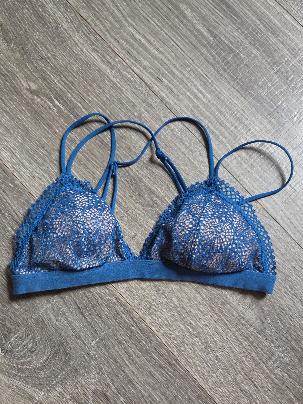 Victoria's Secret Blue Lace Triangle Bralette W/ Removeable Pads Small